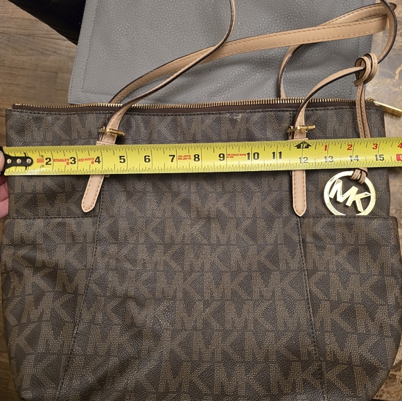 Michael Kors Bag - Picture 6 of 7